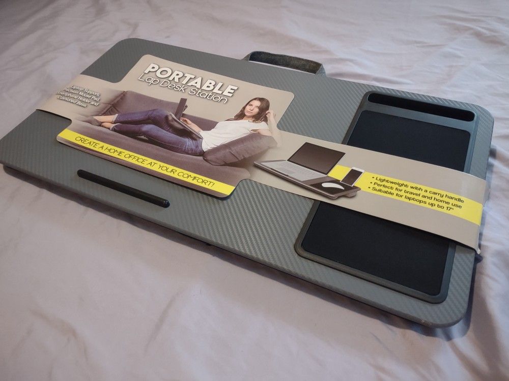 22.8" Portable Lap Desk Station 