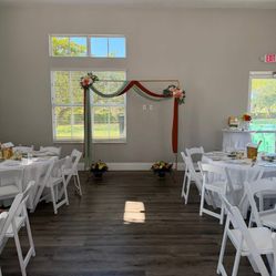 Arco con Flores y Draping 