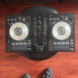 DDJ SB3 CONTROLLER