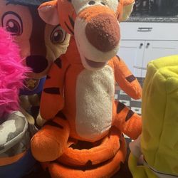 TIGGER ANIMATED STUFFED PLUSH