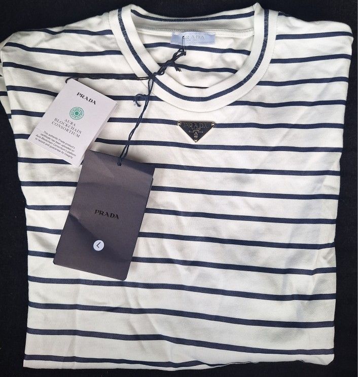 Prada Men´s T shirt