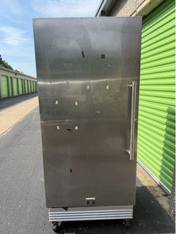 Commercial Reach-In Freezer | Kelvinator | 27” x 57” | NSF Certified