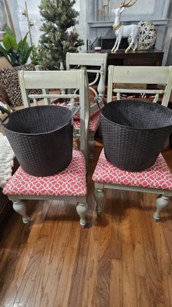 LARGE WICKER LOOK BASKETS (RUBBER)