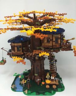 Lego treehouse