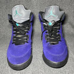 Jordan’s Grape 5’s Purple Size 12 ( Today ONLY $100 )