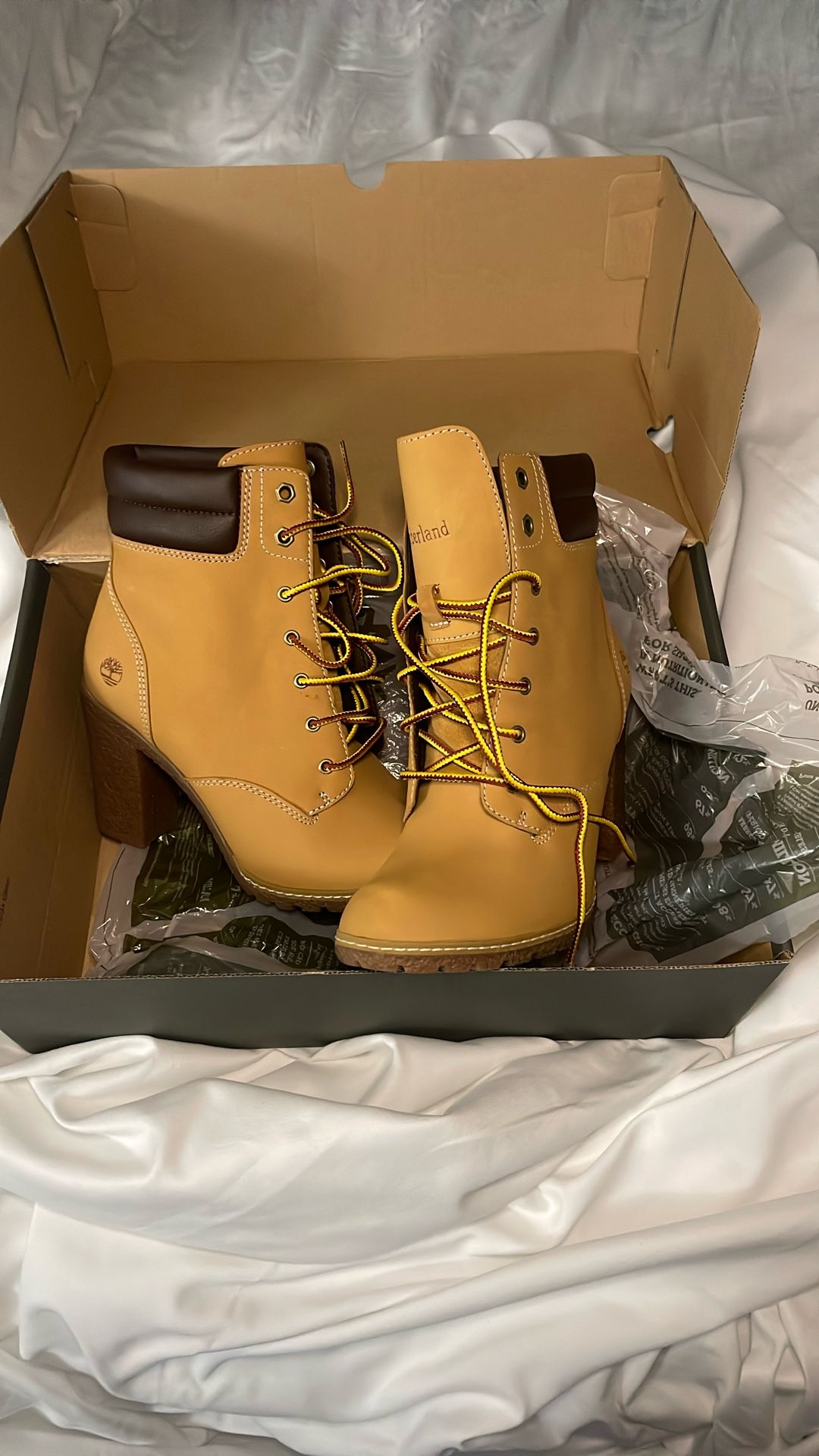Timberland Size 7.5 6in Boots