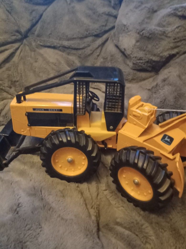 John Deer Metal Tractor