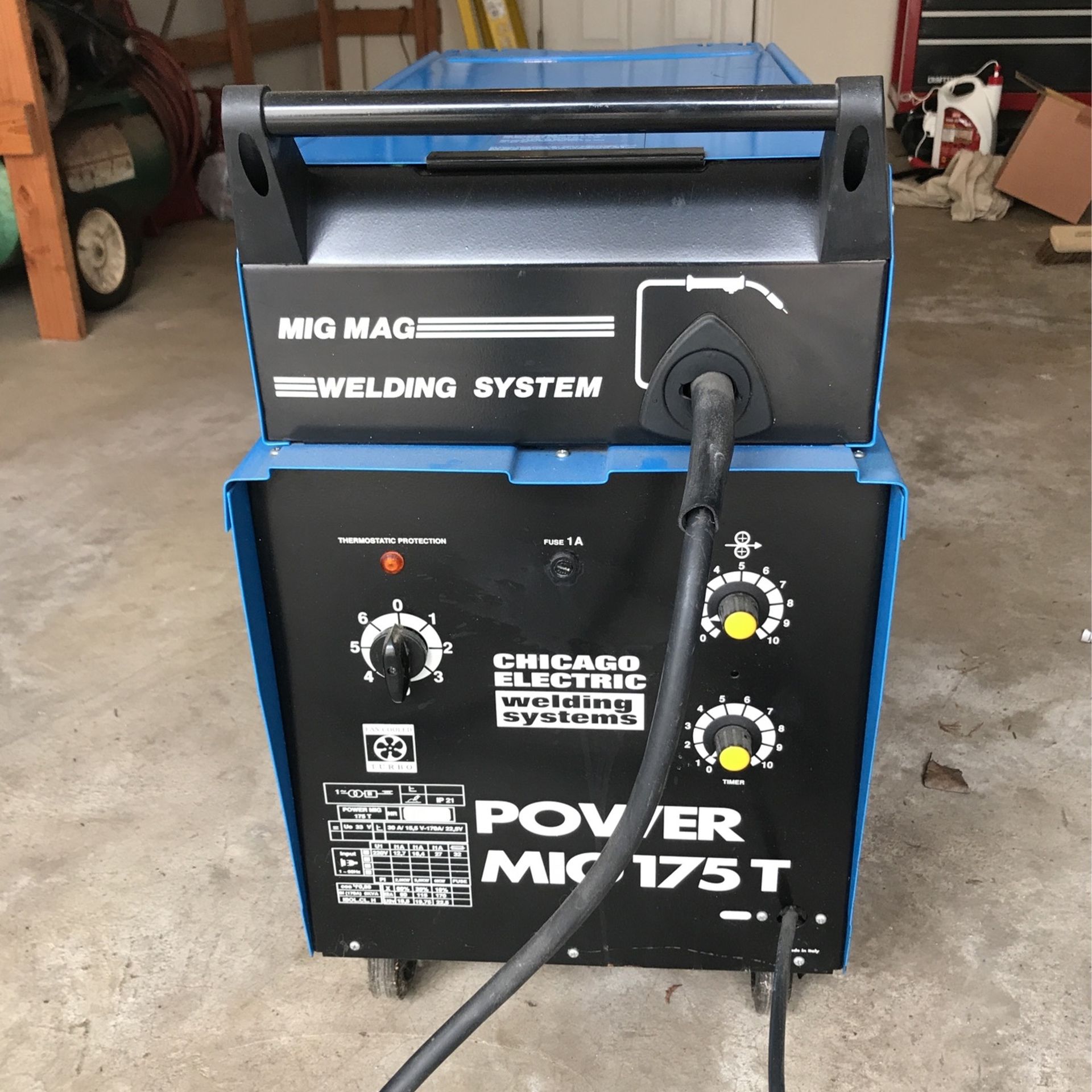Chicago Electric Welder And Spot Welds