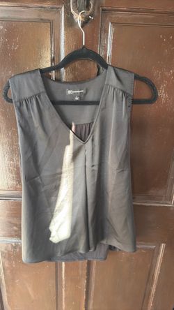 Black í.n.c shirt