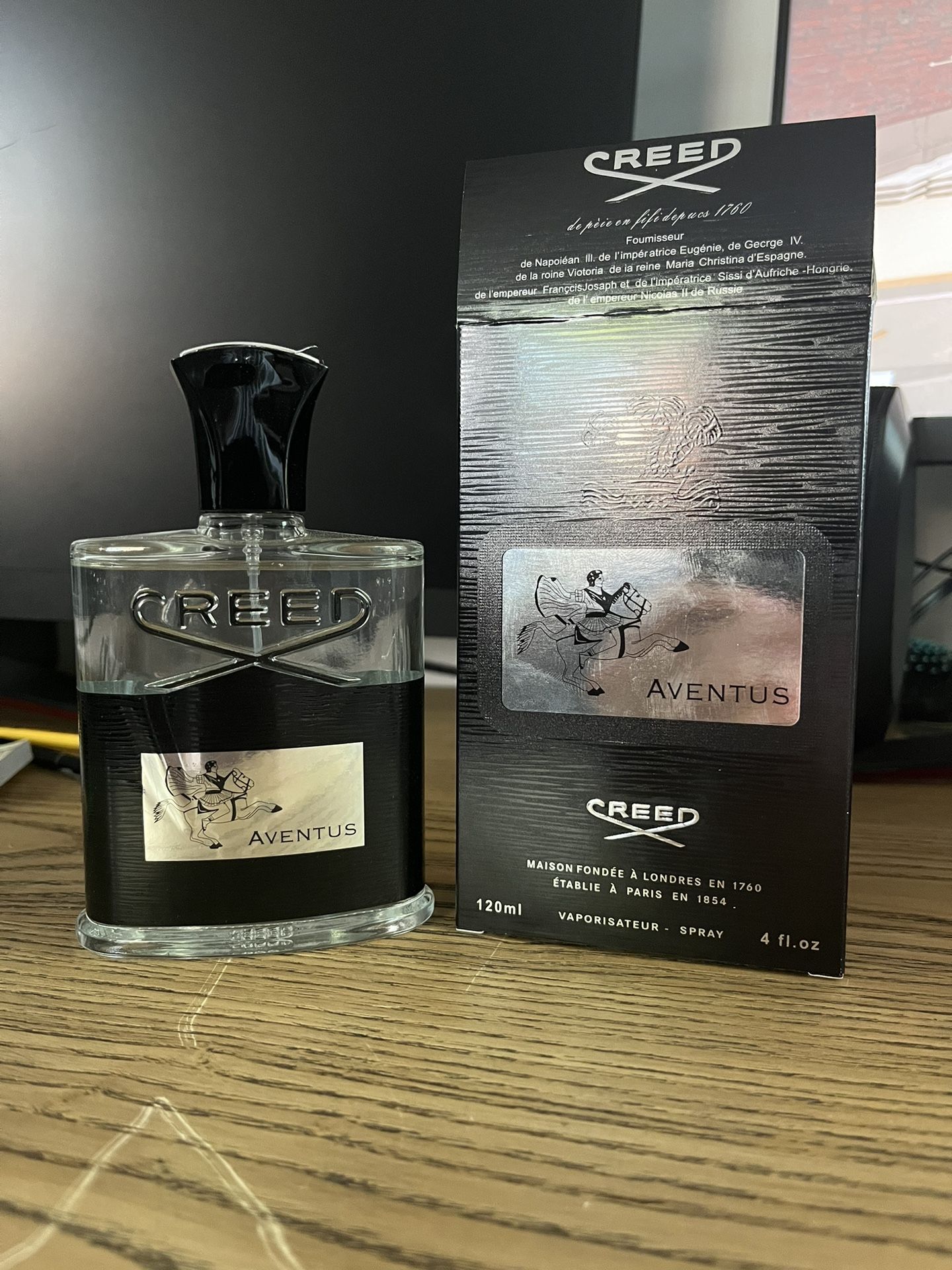 Creed Aventus 4oz Men's Eau de Parfum Spray