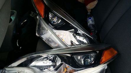 2015 toyota corrolla headlights