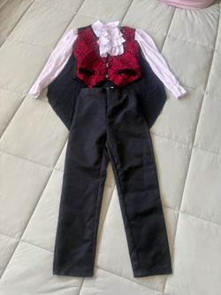 Vampire Costume size 4-5