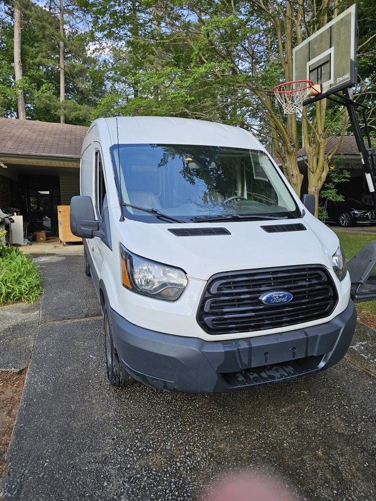 2019 Ford Transit