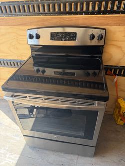 GE Electric range stove top