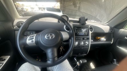 2006 Toyota Scion xB