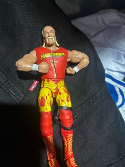 Wwe ultimate edition hulk hogan[I also have his belt}