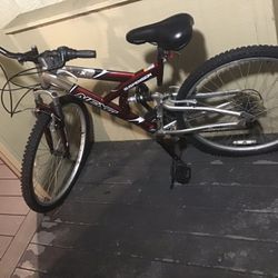 Men’s Mountain Bike
