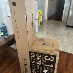LG 3.1 Dolby soundbar S60T 