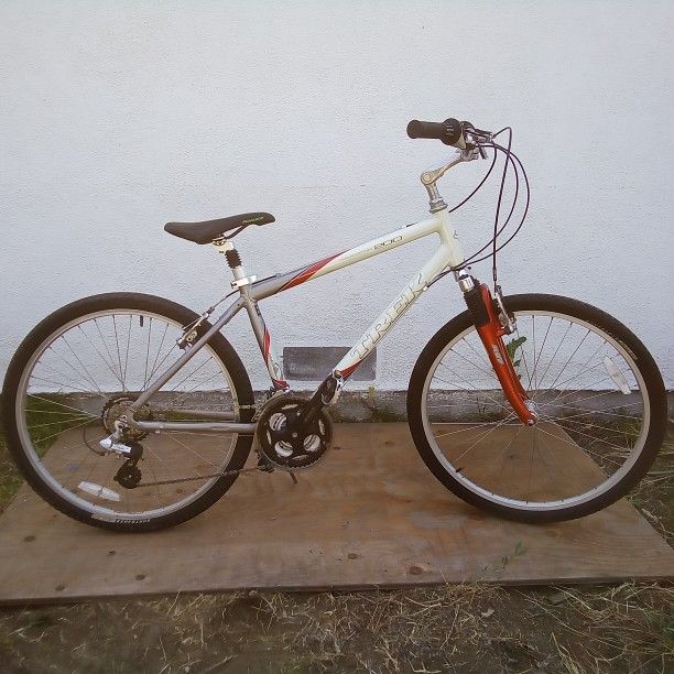 TREK NAVIGATOR 200 ATB MTN BIKE ALUM FRAME REFURBISHED OBO
