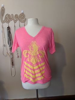 Love Change Small Tee Shirt Size Small