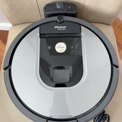 IRobot Roomba Robot Vacuum-Wi-Fi Connectivity 