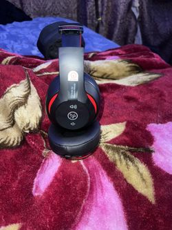 Dre Beats Stuiod And Solo3 -“” Brand New 