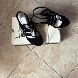 HEELS Ana brand New 
