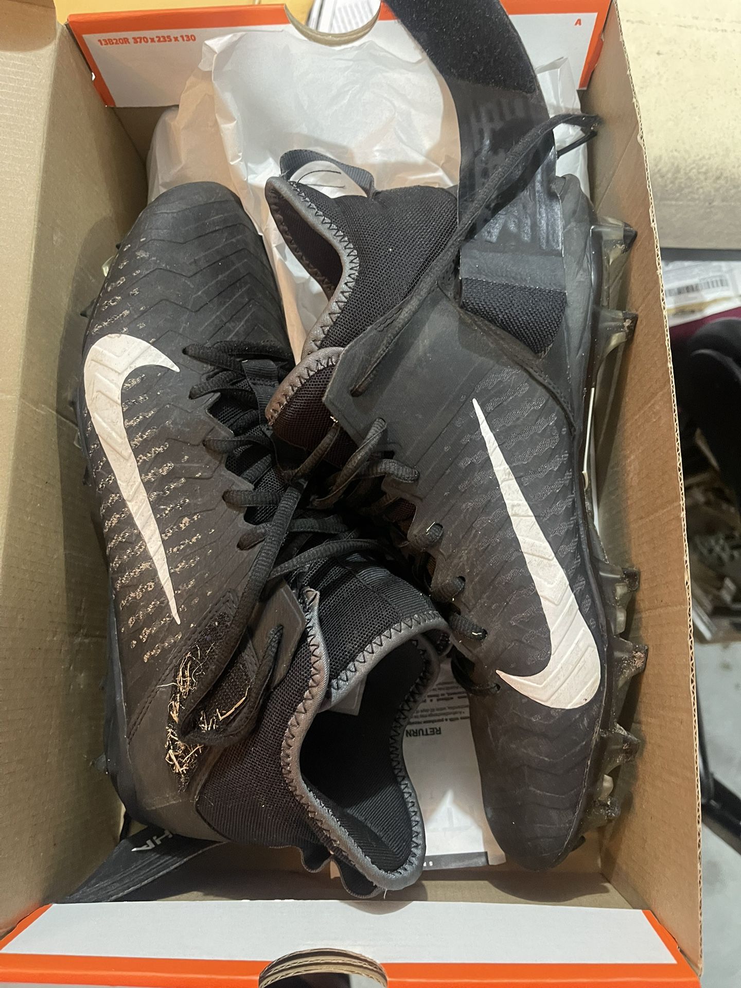 Nike Alpha Menace Pro 2 Mid Size 10.5 Black