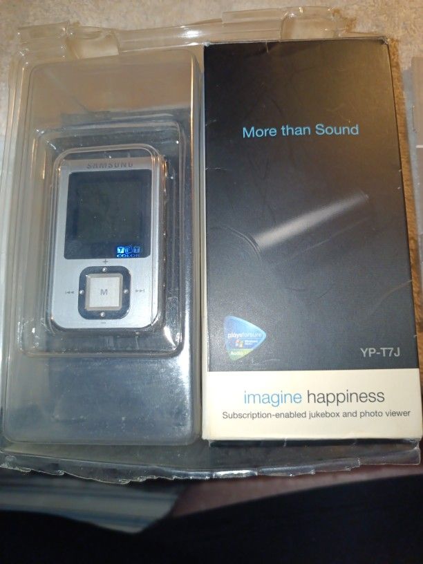 Samsung YP- T7J AUDIO PLAYER