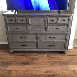 HAVERTY FURNITURE CO. 