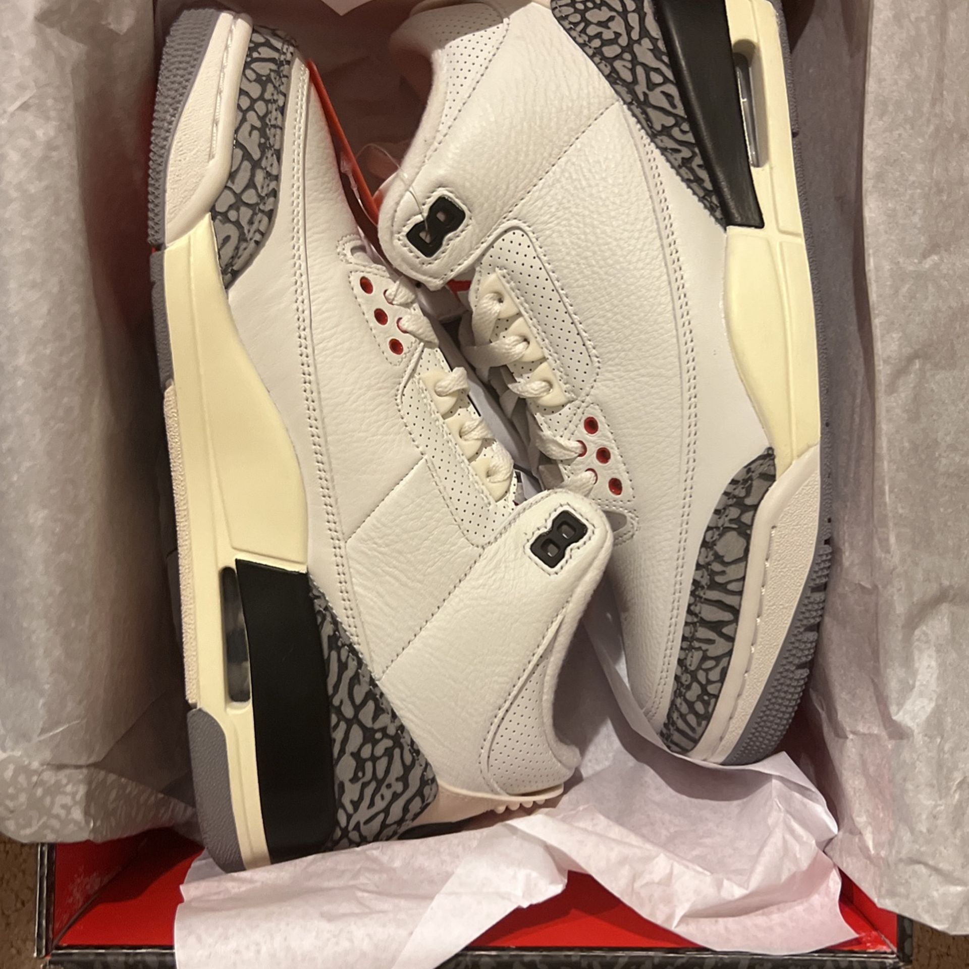 Nike Air Jordan 3 White Cement Reimagined Size 7.5 men’s
