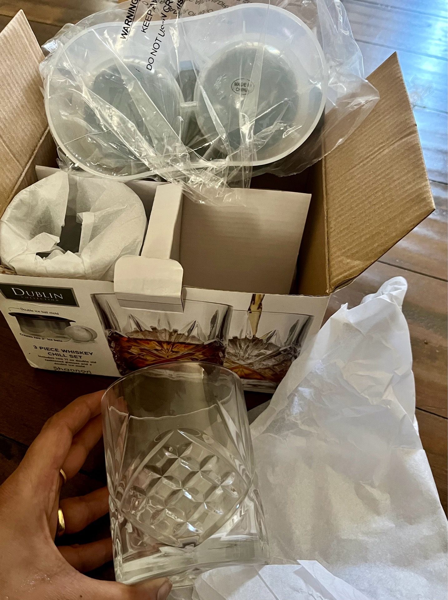 Old Fashioned Whiskey Glasses and Ice Ball Sphere Mold Whiskey Chilling Set -, Set of 2 Brand new Only pickup