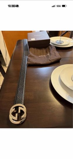 GUCCI MEN LEATHER BELT, 105-42 AUTHENTIC, MADE TWO EXTRA HOLES ON IT, PROFESSIONAL DONE.