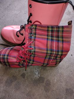 Girls or Women Boots Size 10