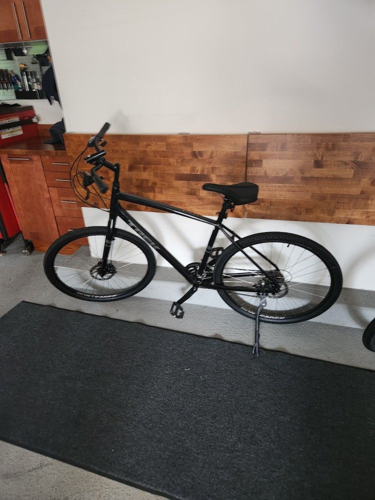 Trek Verve 1 Comfort Hybrid Bike Sixe Is XL