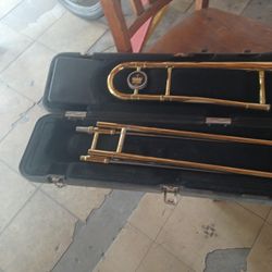 Saxofón 