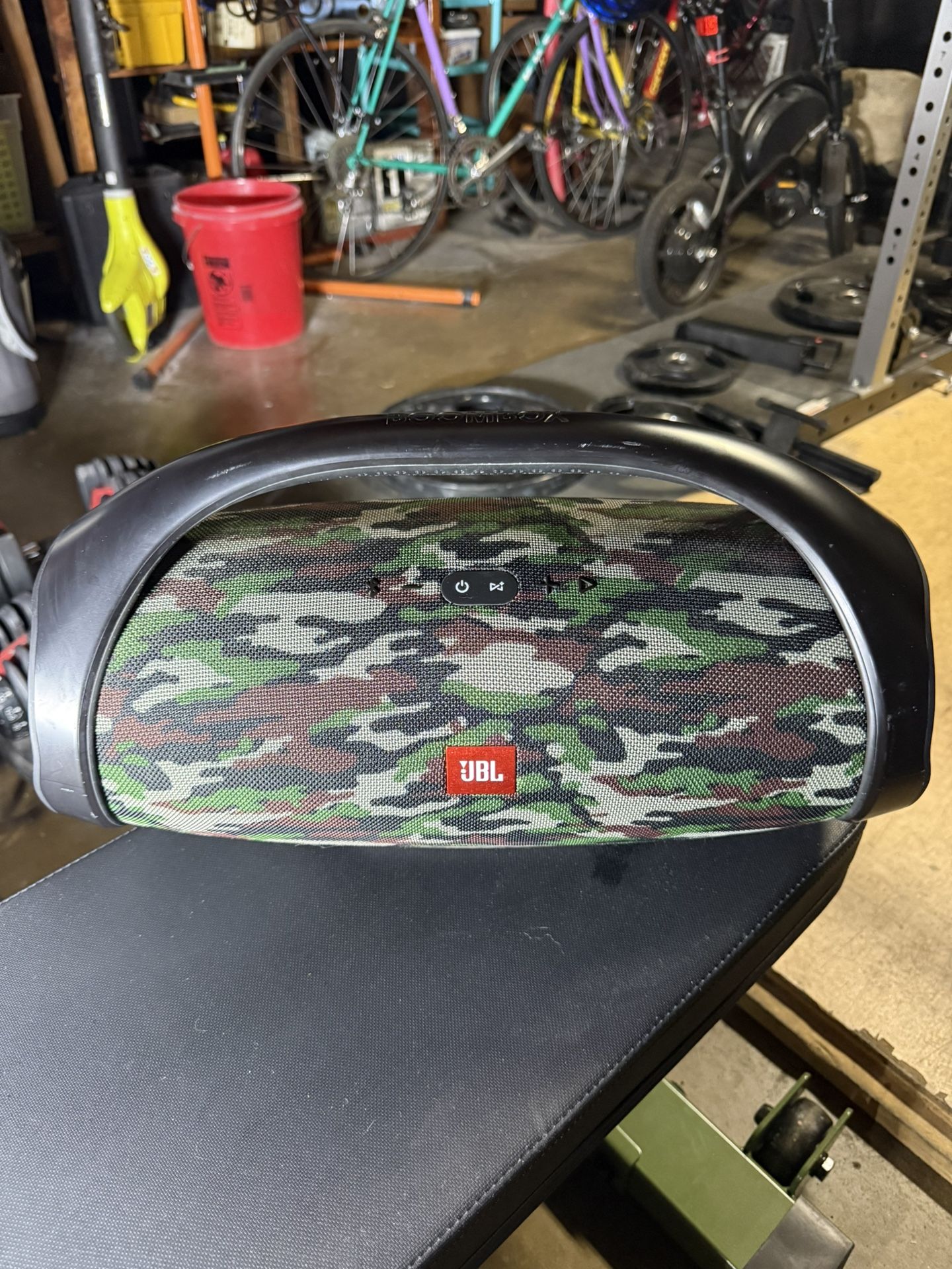 RARE OG JBL BOOMBOX CAMO – First Gen, Legendary Bass” “Discontinued original model with massive bass