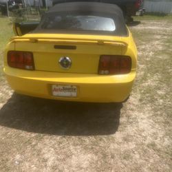 2005 Ford Mustang