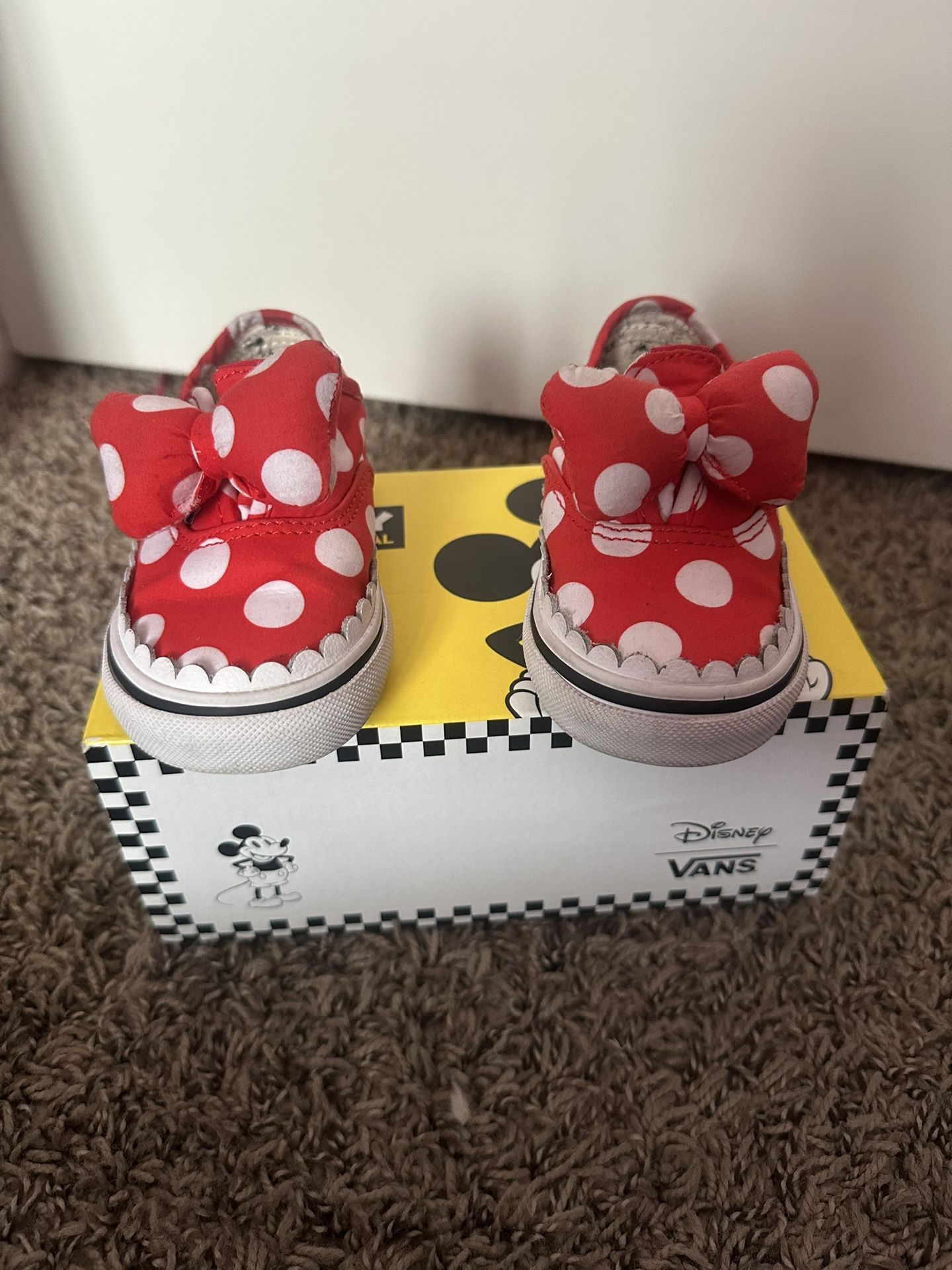 Disney Minnie Mouse Vans
