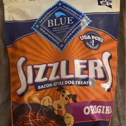 Blue Buffalo Regular Bag Bacon Style Dog Treats 
