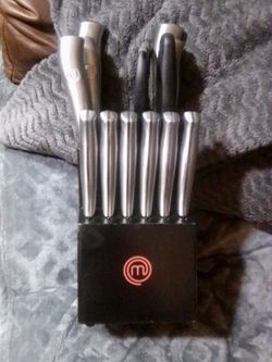 MASTER CHEF 14 PC. HIGH CARBON NO STAIN KNIFE SET
