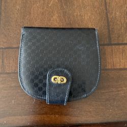 Gucci Badge  3” Nice Shape