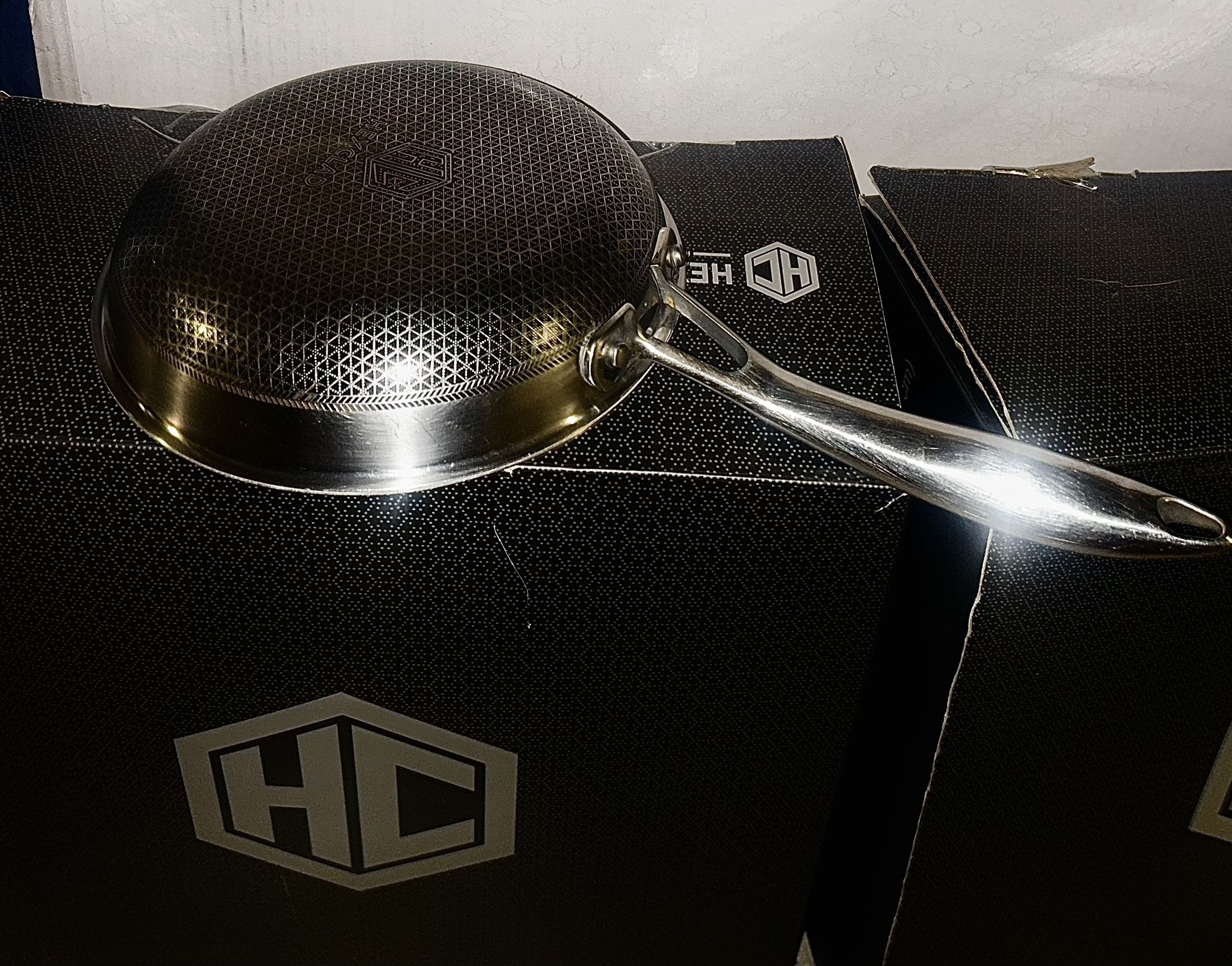 8” HEXCLAD No Lid  -  Retail $129 