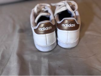 Adidas women’s 9