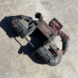 Milwaukee M18 Deep Cut Band Saw