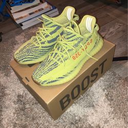 Yeezy350 “Semi frozen” Size 10