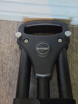 Artristic Tripod Stand With Wheels