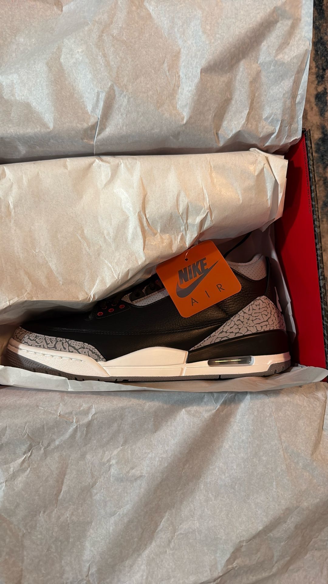 AIR JORDAN 3 RETRO SIZE 9.5