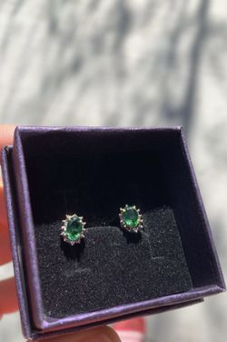 10k Solid Gold Emerald Earrings
