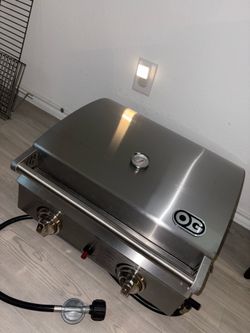 Portable propane grill